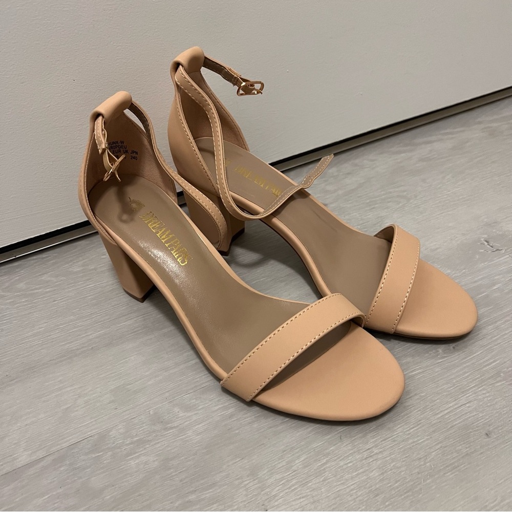 NWOT Nude block heels with ankle straps